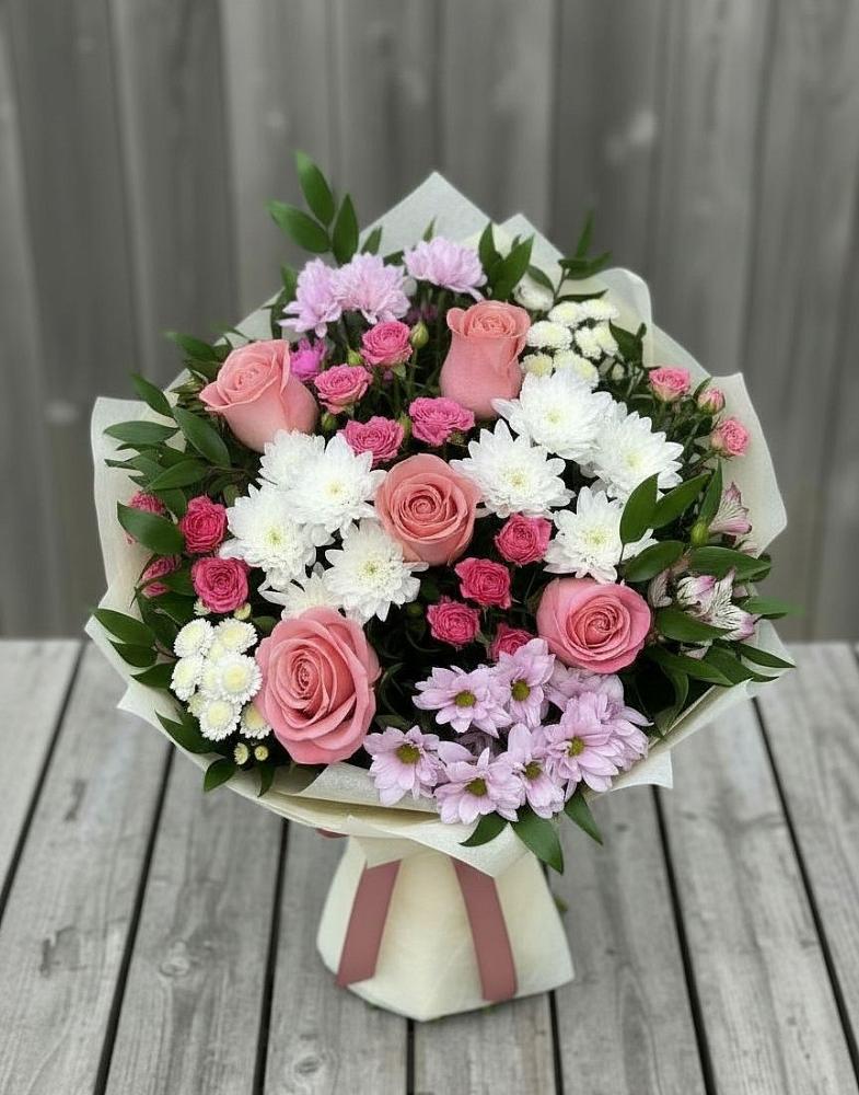 Букет цветов из: Альстромерии, Гвоздики, Розы и Хризантемы в Верее Раменского района