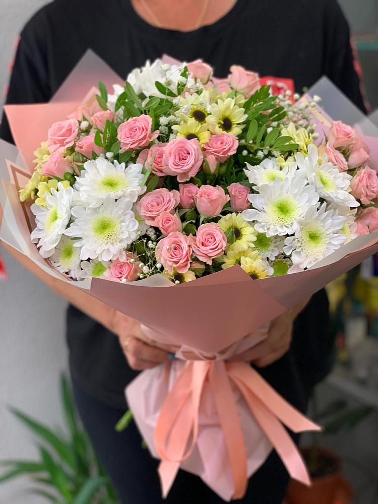 Букет цветов из: Розы и Хризантемы в Верее Раменского района