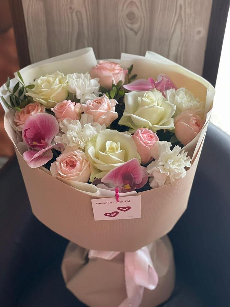 Букет цветов из: Орхидеи, Розы и Гвоздики в Верее Раменского района