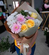 Букет непревзойденный в Верее Раменского района Букет цветов из: Герберы, Розы и Хризантемы в Верее Раменского района