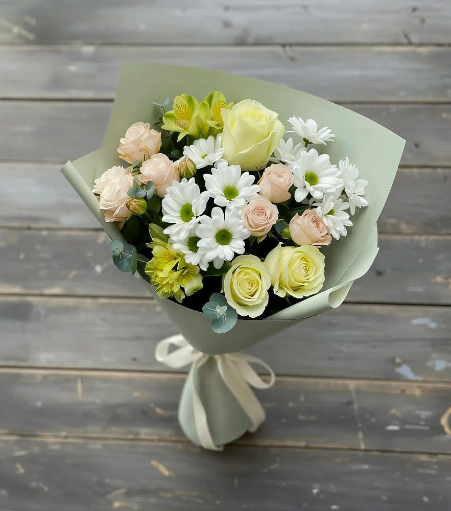 Букет цветов из: Альстромерии, Розы и Хризантемы в Верее Раменского района