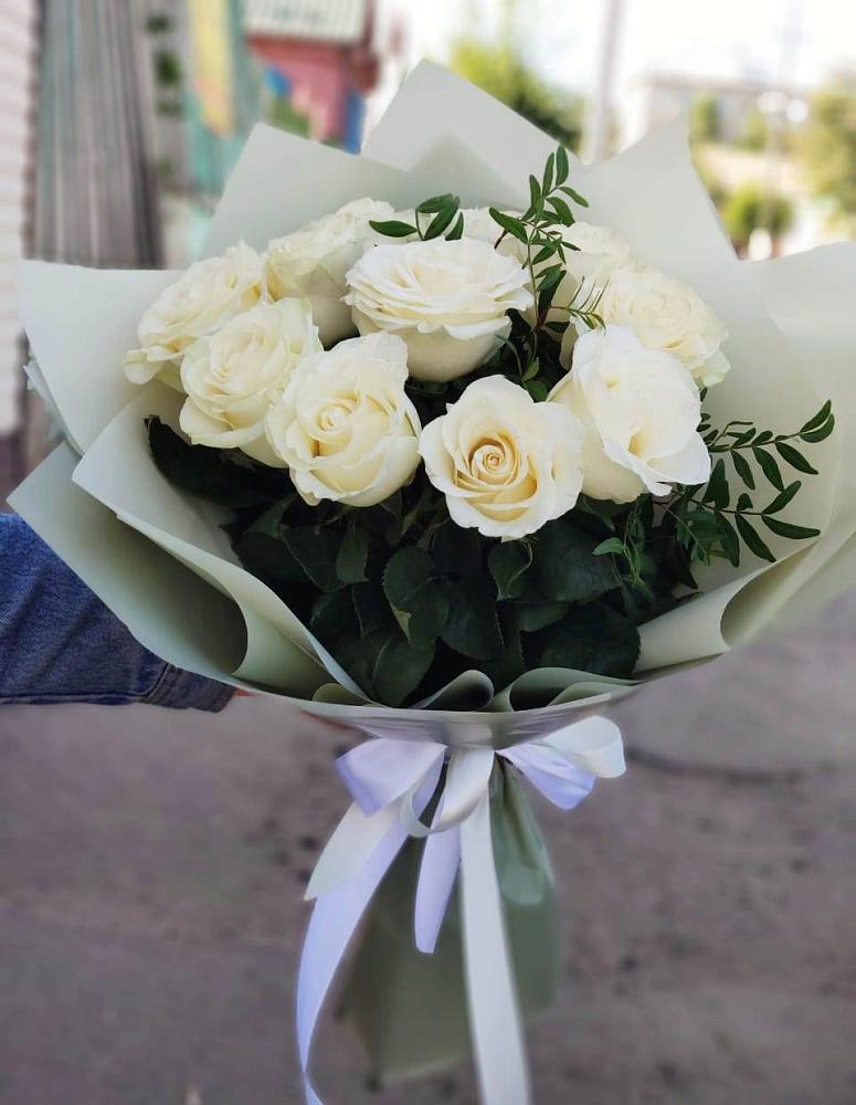 Букет Белые розы Проуд в Верее Раменского района