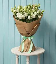 Букет цветов из:  Лизиантусы в Верее Раменского района