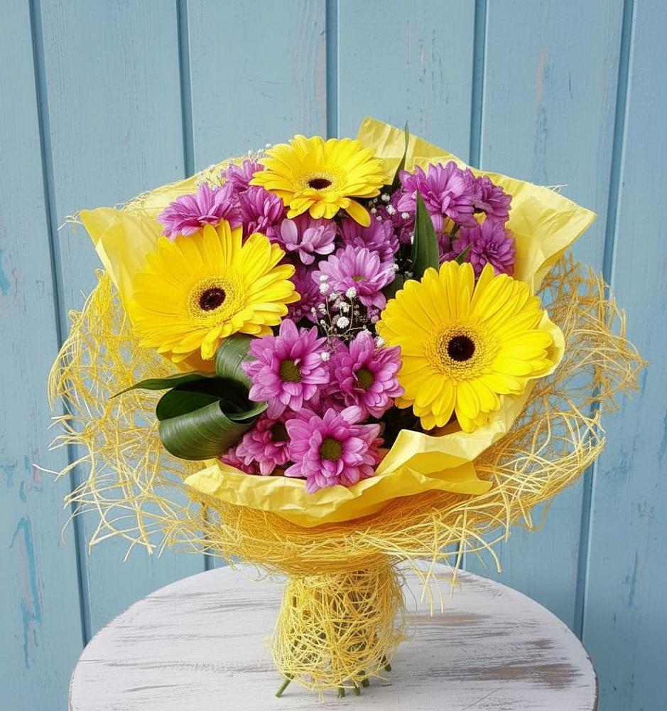 Букет цветов из: Хризантемы и Герберы в Верее Раменского района