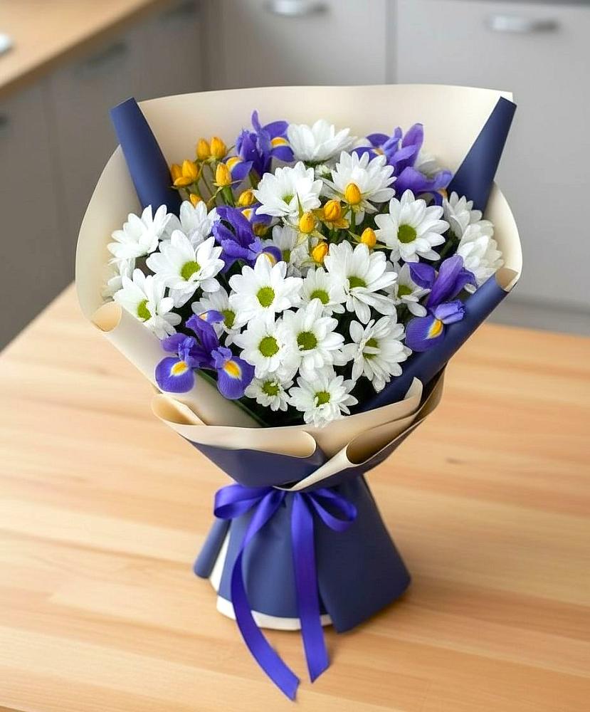 Букет цветов из: Розы, Ирисы и Хризантемы в Верее Раменского района