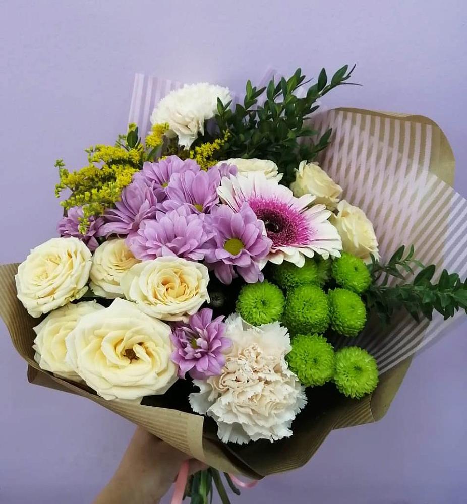 Букет цветов из: Хризантемы, Розы, Гвоздики и Герберы в Верее Раменского района