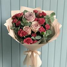 Букет цветов из:  Гвоздики и Розы в Верее Раменского района