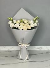 Букет цветов из:  Розы и Лизиантусы в Верее Раменского района